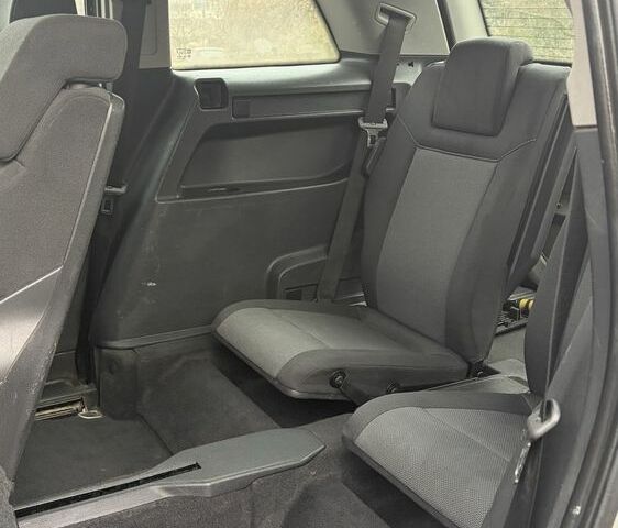 Серый Опель Зафира, объемом двигателя 2 л и пробегом 300 тыс. км за 2950 $, фото 18 на Automoto.ua