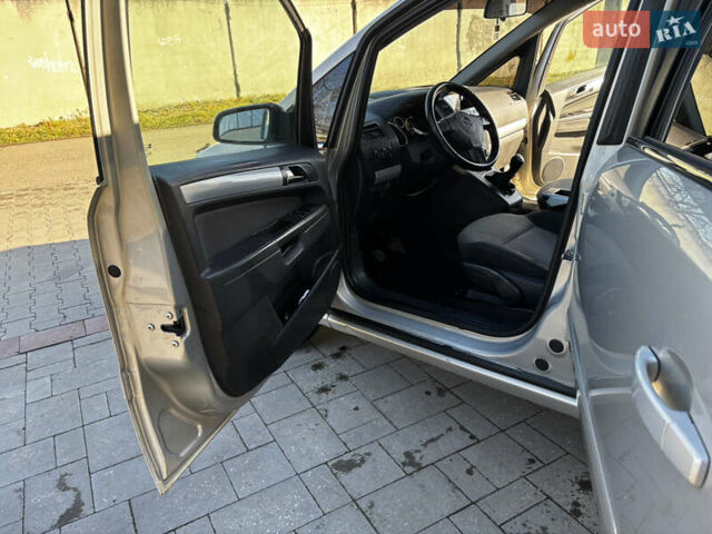 Сірий Опель Зафіра, об'ємом двигуна 1.91 л та пробігом 334 тис. км за 4400 $, фото 21 на Automoto.ua