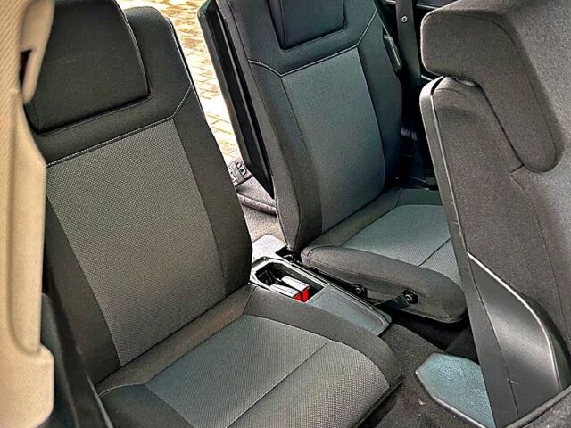 Сірий Опель Зафіра, об'ємом двигуна 1.8 л та пробігом 177 тис. км за 5799 $, фото 11 на Automoto.ua