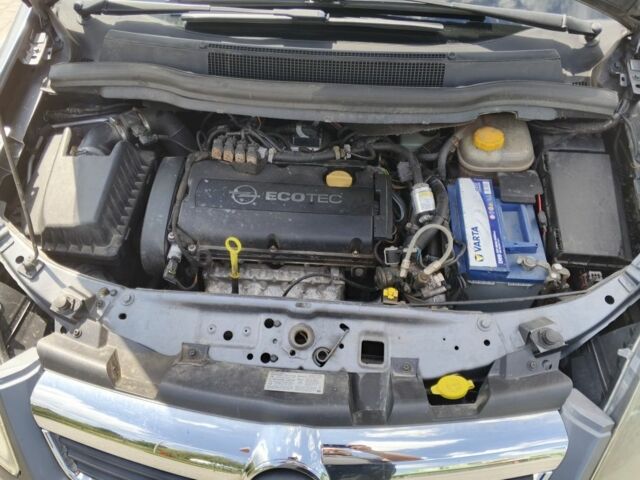 Серый Опель Зафира, объемом двигателя 1.8 л и пробегом 209 тыс. км за 5150 $, фото 17 на Automoto.ua