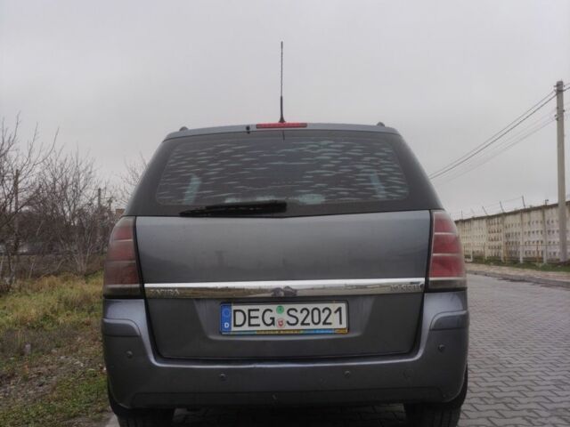 Серый Опель Зафира, объемом двигателя 1.9 л и пробегом 333 тыс. км за 2699 $, фото 5 на Automoto.ua