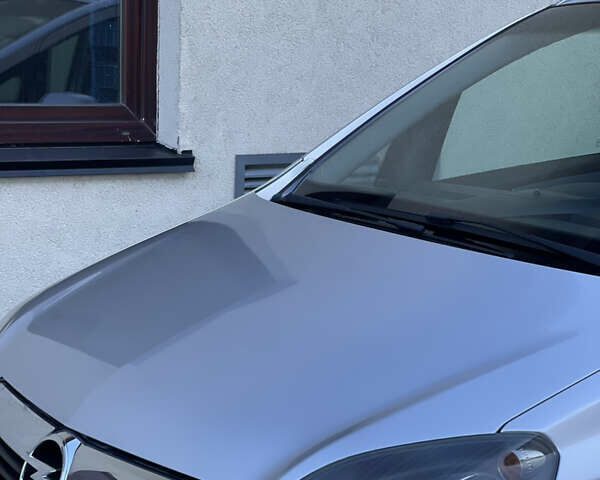 Опель Зафира 2006 в Жовкве на Automoto.ua Серый Опель Зафира, объемом двигателя 1.9 л и пробегом 228 тыс. км за 4999 $, фото 22 на Automoto.ua