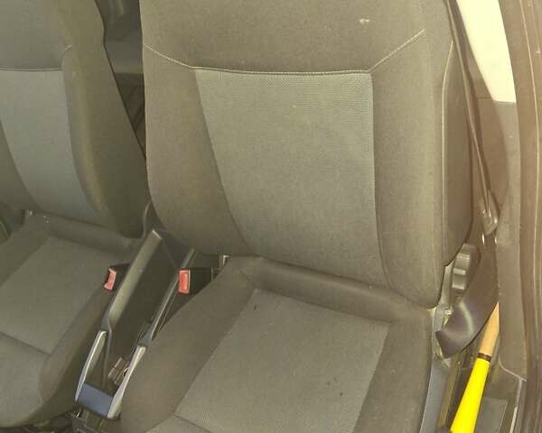 Серый Опель Зафира, объемом двигателя 1.8 л и пробегом 246 тыс. км за 5600 $, фото 11 на Automoto.ua