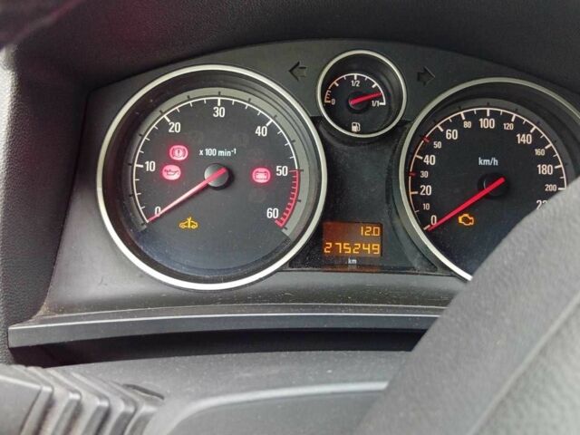 Серый Опель Зафира, объемом двигателя 0 л и пробегом 270 тыс. км за 4300 $, фото 1 на Automoto.ua