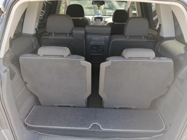 Серый Опель Зафира, объемом двигателя 1.8 л и пробегом 209 тыс. км за 5150 $, фото 16 на Automoto.ua