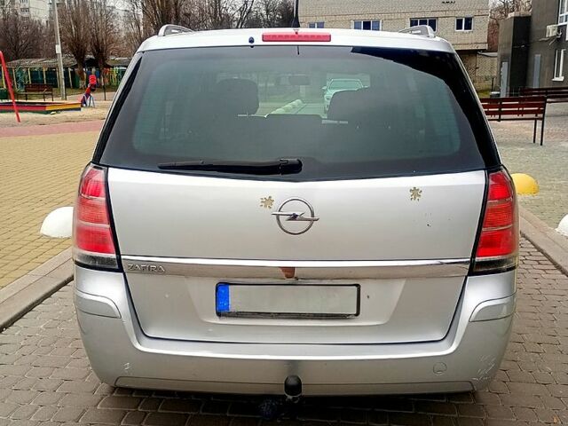 Сірий Опель Зафіра, об'ємом двигуна 1.6 л та пробігом 195 тис. км за 5650 $, фото 9 на Automoto.ua
