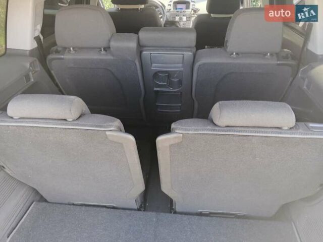 Серый Опель Зафира, объемом двигателя 1.8 л и пробегом 209 тыс. км за 5250 $, фото 22 на Automoto.ua