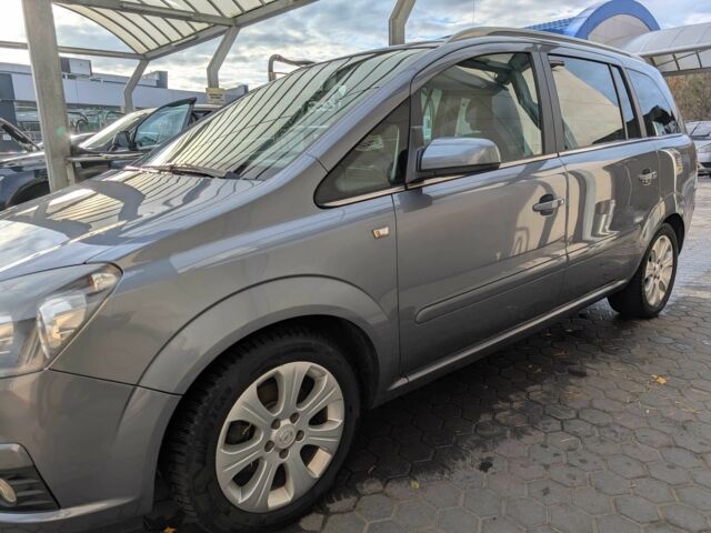 Серый Опель Зафира, объемом двигателя 0 л и пробегом 176 тыс. км за 5500 $, фото 6 на Automoto.ua