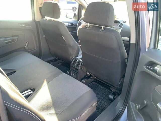 Серый Опель Зафира, объемом двигателя 1.9 л и пробегом 260 тыс. км за 5900 $, фото 28 на Automoto.ua