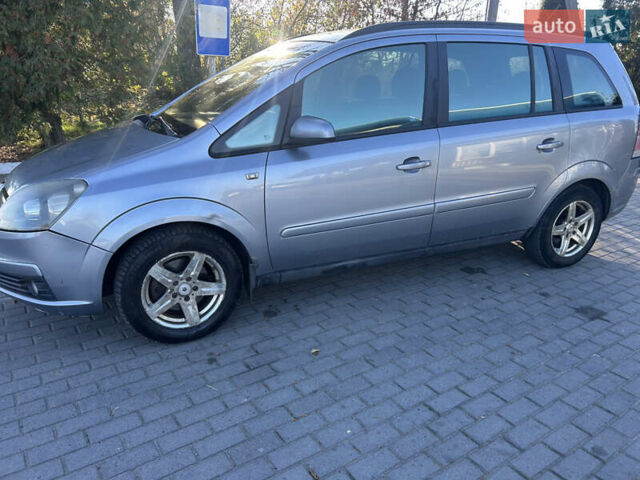 Опель Зафира 2006 в Львове на Automoto.ua Серый Опель Зафира, объемом двигателя 1.8 л и пробегом 385 тыс. км за 3650 $, фото 1 на Automoto.ua