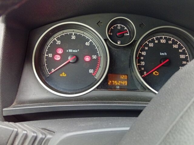 Серый Опель Зафира, объемом двигателя 0 л и пробегом 270 тыс. км за 4500 $, фото 1 на Automoto.ua