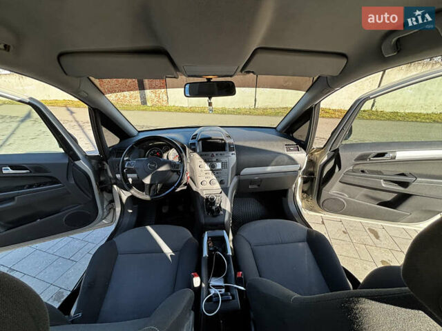 Сірий Опель Зафіра, об'ємом двигуна 1.91 л та пробігом 334 тис. км за 4400 $, фото 25 на Automoto.ua