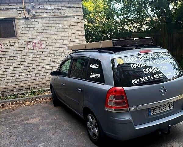 Серый Опель Зафира, объемом двигателя 1.8 л и пробегом 250 тыс. км за 6500 $, фото 3 на Automoto.ua