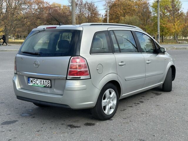 Сірий Опель Зафіра, об'ємом двигуна 0 л та пробігом 123 тис. км за 2700 $, фото 3 на Automoto.ua