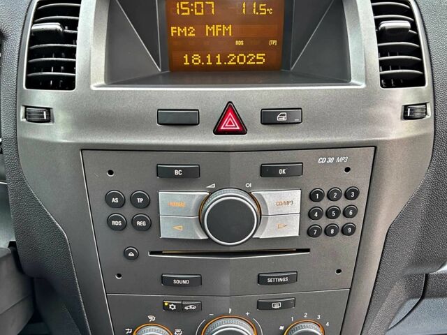 Сірий Опель Зафіра, об'ємом двигуна 1.8 л та пробігом 177 тис. км за 5799 $, фото 15 на Automoto.ua