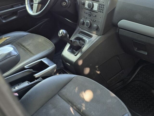 Опель Зафира 2006 в Кривом Роге на Automoto.ua Серый Опель Зафира, объемом двигателя 1.9 л и пробегом 300 тыс. км за 3733 $, фото 4 на Automoto.ua