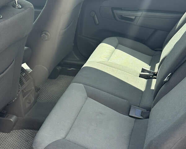 Серый Опель Зафира, объемом двигателя 1.6 л и пробегом 217 тыс. км за 5500 $, фото 25 на Automoto.ua