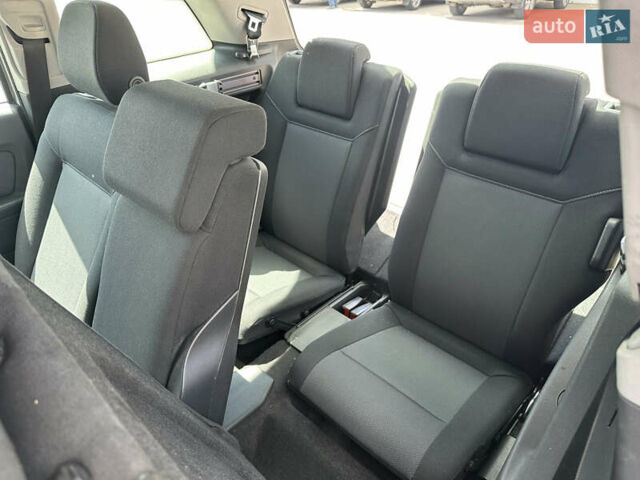 Серый Опель Зафира, объемом двигателя 1.6 л и пробегом 217 тыс. км за 5500 $, фото 35 на Automoto.ua