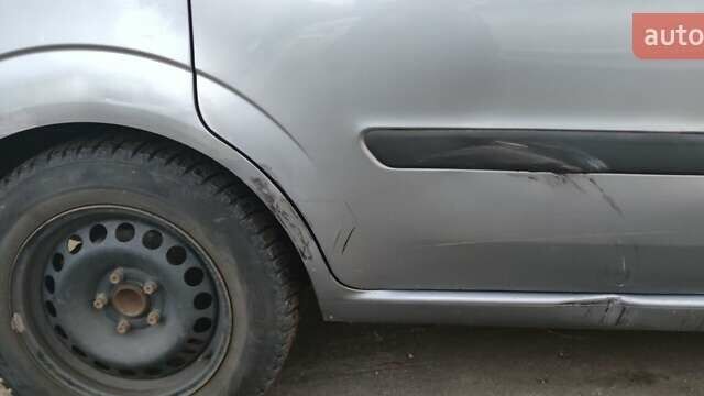 Серый Опель Зафира, объемом двигателя 1.6 л и пробегом 291 тыс. км за 4300 $, фото 26 на Automoto.ua