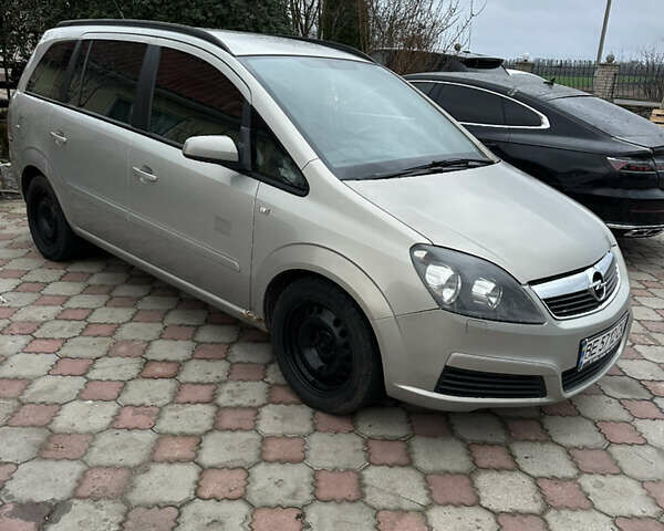 Серый Опель Зафира, объемом двигателя 1.91 л и пробегом 410 тыс. км за 4300 $, фото 1 на Automoto.ua