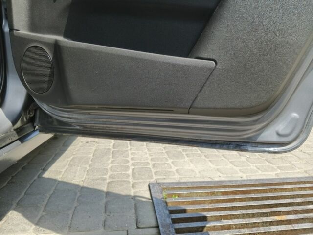 Серый Опель Зафира, объемом двигателя 1.8 л и пробегом 209 тыс. км за 5150 $, фото 18 на Automoto.ua