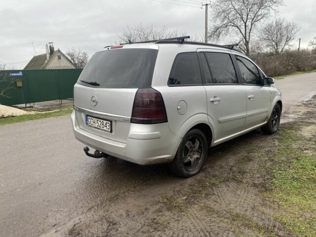 Серый Опель Зафира, объемом двигателя 1.9 л и пробегом 353 тыс. км за 3000 $, фото 3 на Automoto.ua
