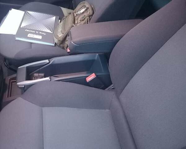 Сірий Опель Зафіра, об'ємом двигуна 1.6 л та пробігом 242 тис. км за 5500 $, фото 8 на Automoto.ua