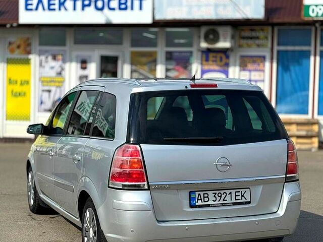 Сірий Опель Зафіра, об'ємом двигуна 1.6 л та пробігом 0 тис. км за 6000 $, фото 2 на Automoto.ua