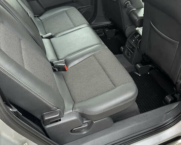 Серый Опель Зафира, объемом двигателя 1.8 л и пробегом 197 тыс. км за 5999 $, фото 7 на Automoto.ua