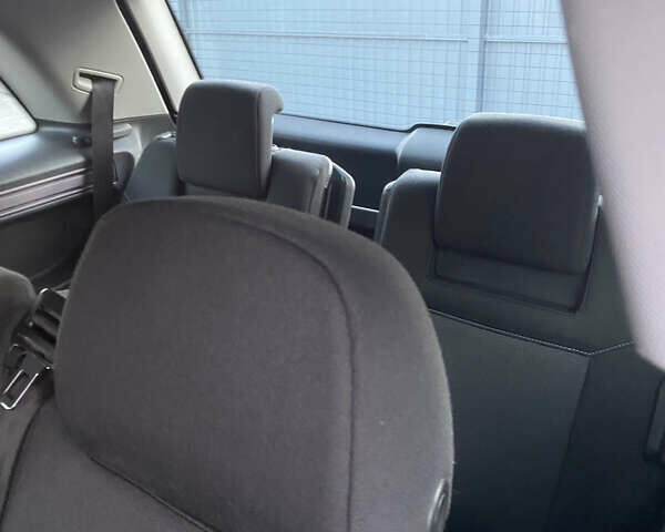 Серый Опель Зафира, объемом двигателя 1.8 л и пробегом 217 тыс. км за 5600 $, фото 17 на Automoto.ua