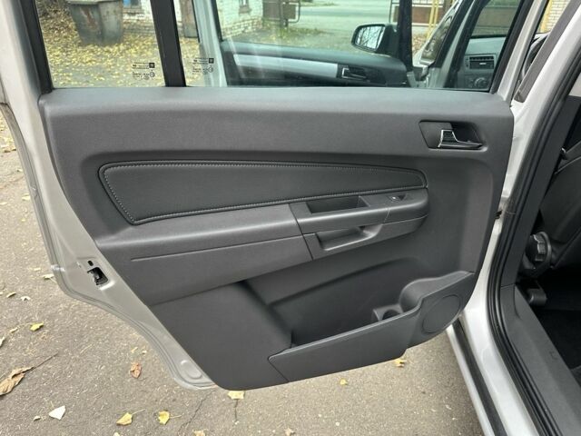 Серый Опель Зафира, объемом двигателя 1.9 л и пробегом 280 тыс. км за 3250 $, фото 20 на Automoto.ua