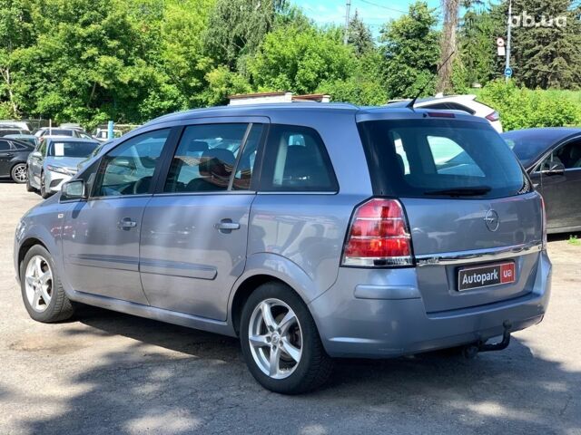 Сірий Опель Зафіра, об'ємом двигуна 1.8 л та пробігом 197 тис. км за 7190 $, фото 6 на Automoto.ua
