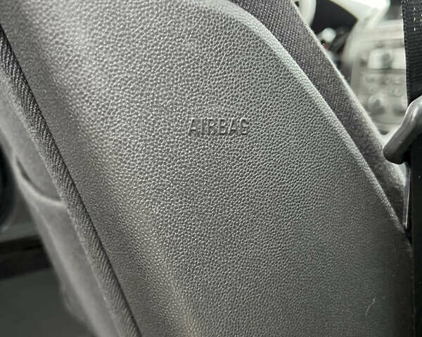 Серый Опель Зафира, объемом двигателя 1.8 л и пробегом 232 тыс. км за 6300 $, фото 53 на Automoto.ua