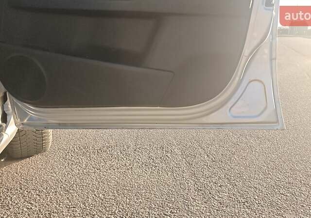 Серый Опель Зафира, объемом двигателя 1.9 л и пробегом 299 тыс. км за 6000 $, фото 12 на Automoto.ua