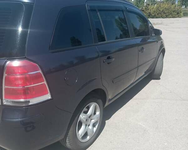 Серый Опель Зафира, объемом двигателя 1.8 л и пробегом 459 тыс. км за 5450 $, фото 8 на Automoto.ua