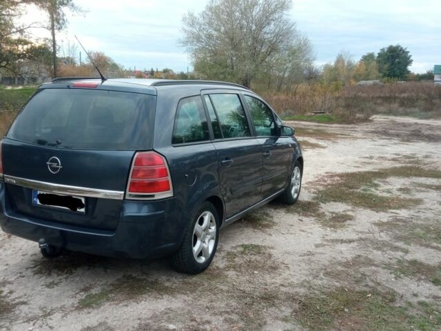 Сірий Опель Зафіра, об'ємом двигуна 1.9 л та пробігом 200 тис. км за 2800 $, фото 2 на Automoto.ua