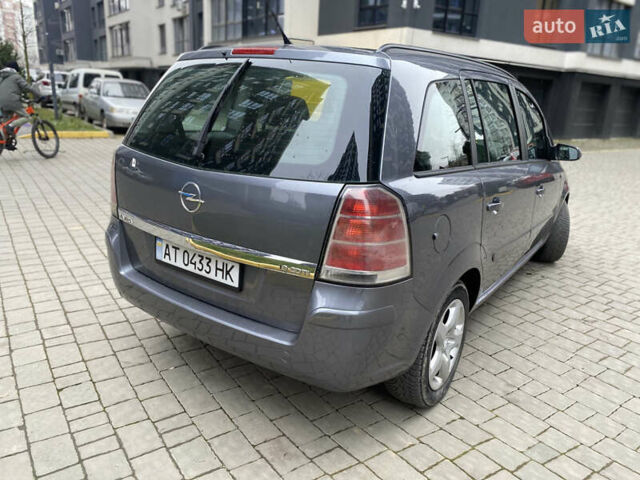 Сірий Опель Зафіра, об'ємом двигуна 1.9 л та пробігом 317 тис. км за 4799 $, фото 13 на Automoto.ua