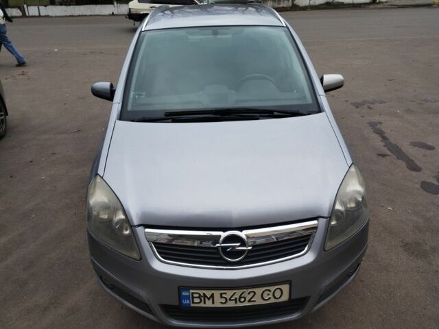 Серый Опель Зафира, объемом двигателя 1.6 л и пробегом 260 тыс. км за 4400 $, фото 5 на Automoto.ua