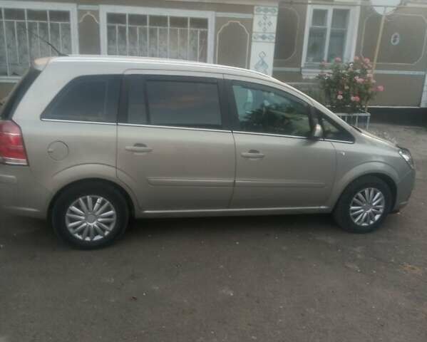 Серый Опель Зафира, объемом двигателя 1.8 л и пробегом 273 тыс. км за 5100 $, фото 9 на Automoto.ua