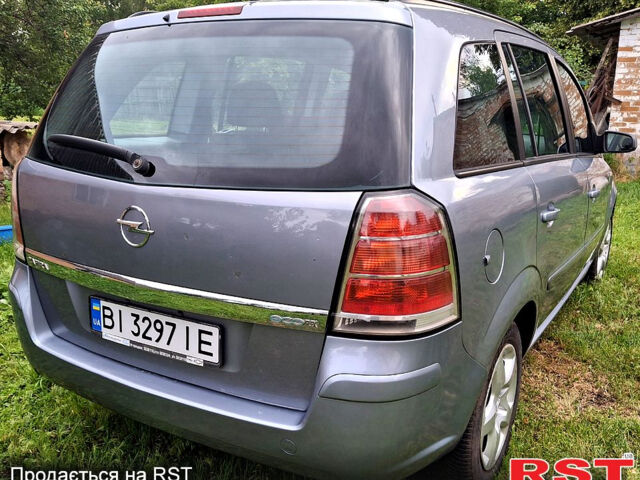 Серый Опель Зафира, объемом двигателя 1.6 л и пробегом 323 тыс. км за 4100 $, фото 4 на Automoto.ua