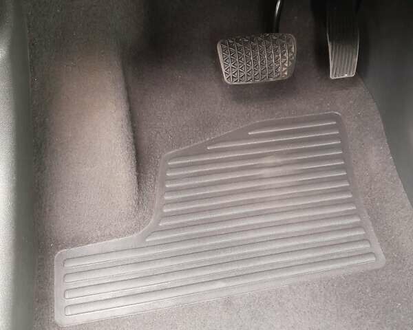 Серый Опель Зафира, объемом двигателя 1.8 л и пробегом 188 тыс. км за 6350 $, фото 14 на Automoto.ua