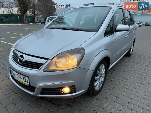 Сірий Опель Зафіра, об'ємом двигуна 1.9 л та пробігом 171 тис. км за 5700 $, фото 2 на Automoto.ua