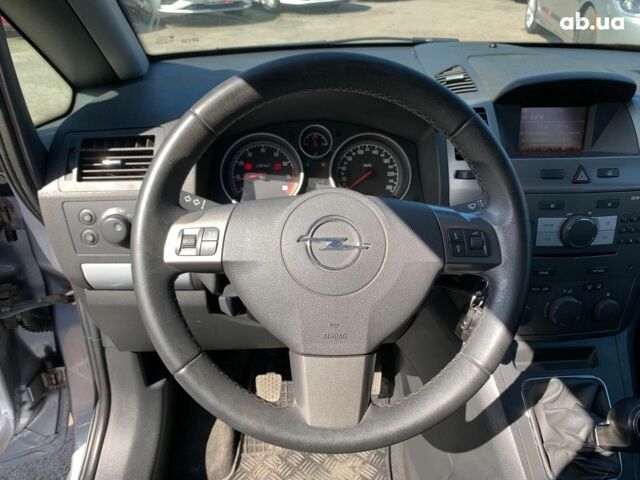 Сірий Опель Зафіра, об'ємом двигуна 1.8 л та пробігом 197 тис. км за 7190 $, фото 24 на Automoto.ua