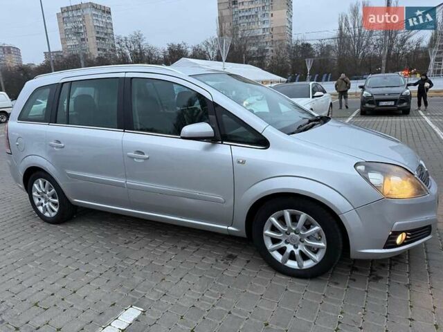Сірий Опель Зафіра, об'ємом двигуна 1.9 л та пробігом 171 тис. км за 5700 $, фото 10 на Automoto.ua