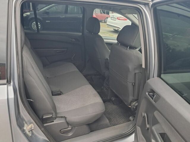 Опель Зафира 2007 в Хмельницком на Automoto.ua Серый Опель Зафира, объемом двигателя 1.9 л и пробегом 365 тыс. км за 5000 $, фото 2 на Automoto.ua