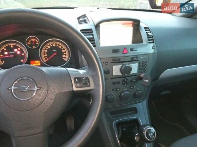 Сірий Опель Зафіра, об'ємом двигуна 1.91 л та пробігом 319 тис. км за 5800 $, фото 7 на Automoto.ua