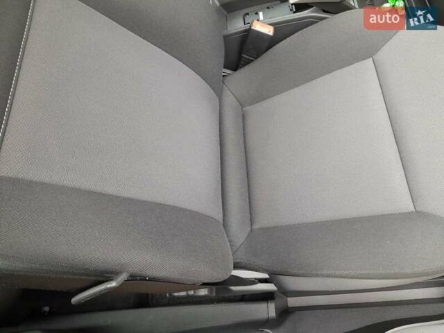 Серый Опель Зафира, объемом двигателя 1.8 л и пробегом 188 тыс. км за 6350 $, фото 28 на Automoto.ua