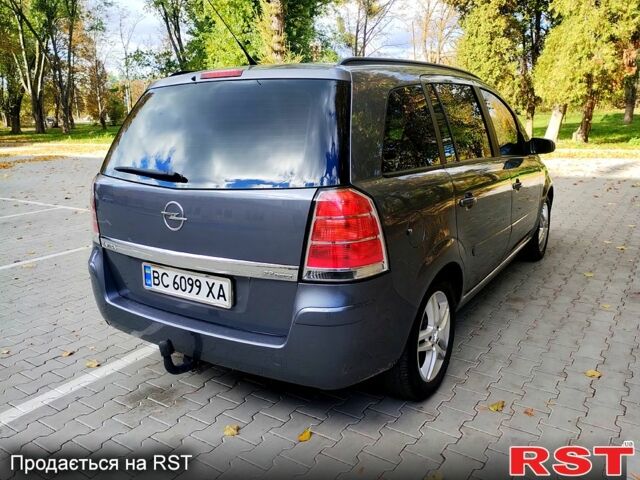 Серый Опель Зафира, объемом двигателя 2.2 л и пробегом 279 тыс. км за 6000 $, фото 4 на Automoto.ua