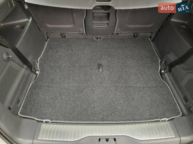 Серый Опель Зафира, объемом двигателя 1.8 л и пробегом 188 тыс. км за 6350 $, фото 24 на Automoto.ua