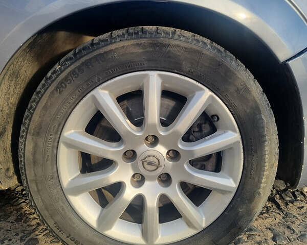 Сірий Опель Зафіра, об'ємом двигуна 1.91 л та пробігом 335 тис. км за 5300 $, фото 5 на Automoto.ua